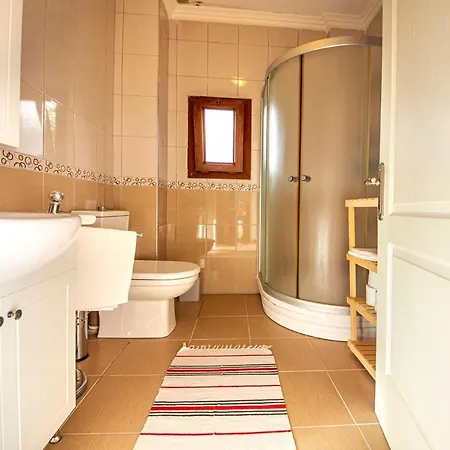 Cozy Flat With A View Close To Popular Beaches In Bodrum גומושלוק